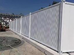 深圳寶安工地500㎡PVC圍擋當天送達，旭東圍擋批發(fā)讓采購更省心！